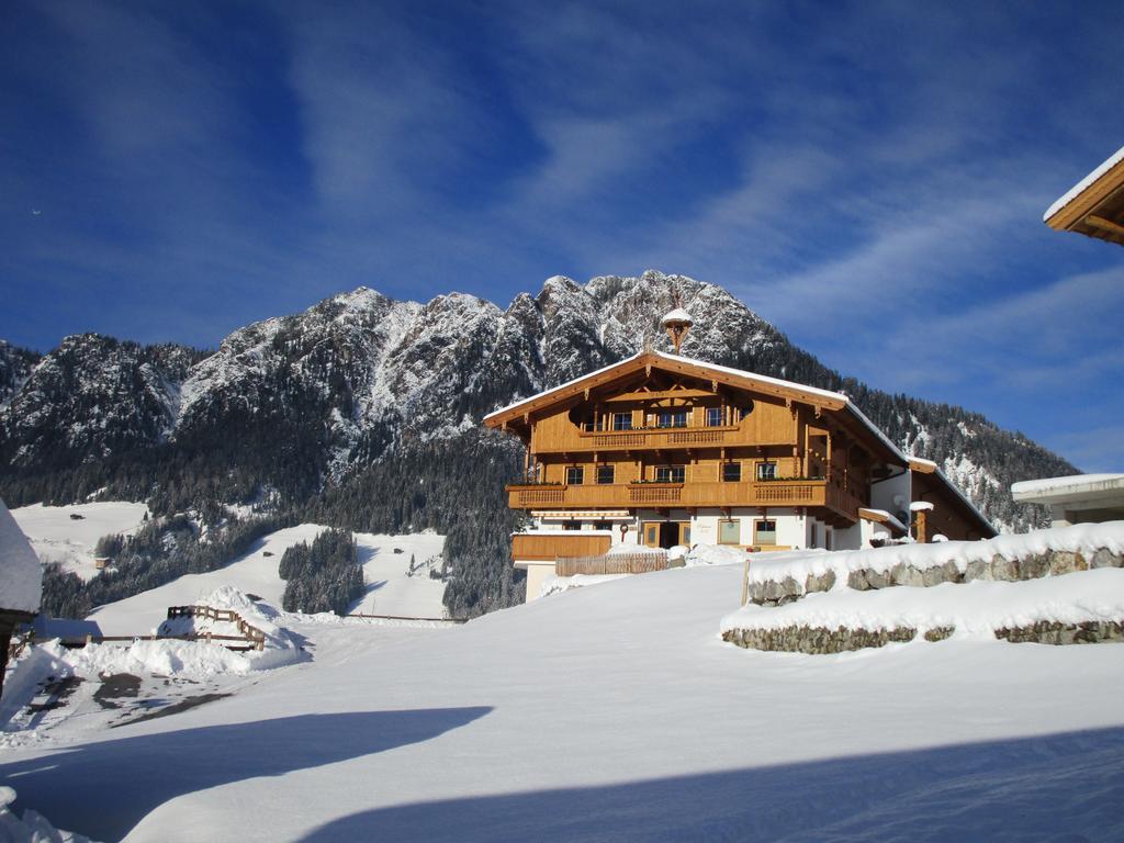 Bauernhaus Rossmoos Alpbach Ruang foto