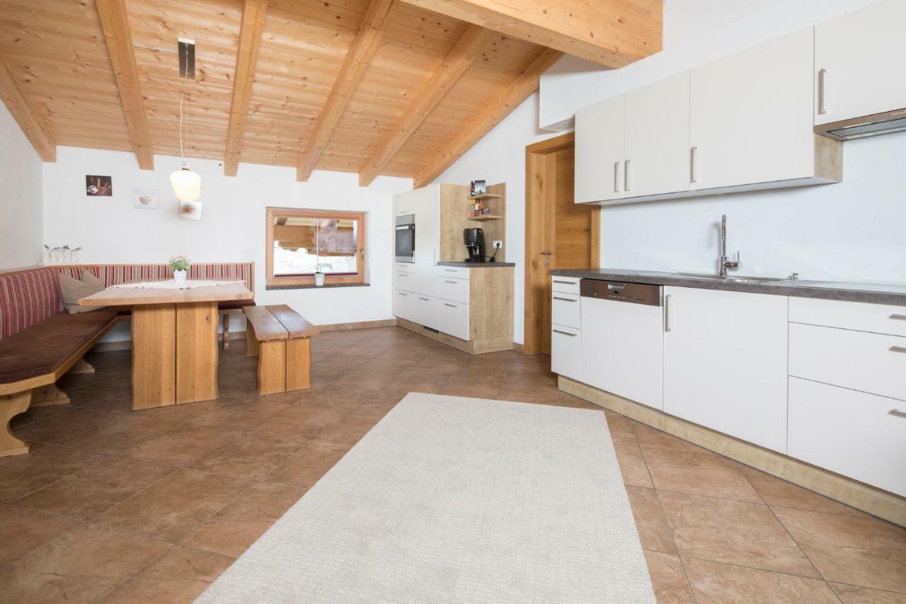 Bauernhaus Rossmoos Alpbach Bagian luar foto